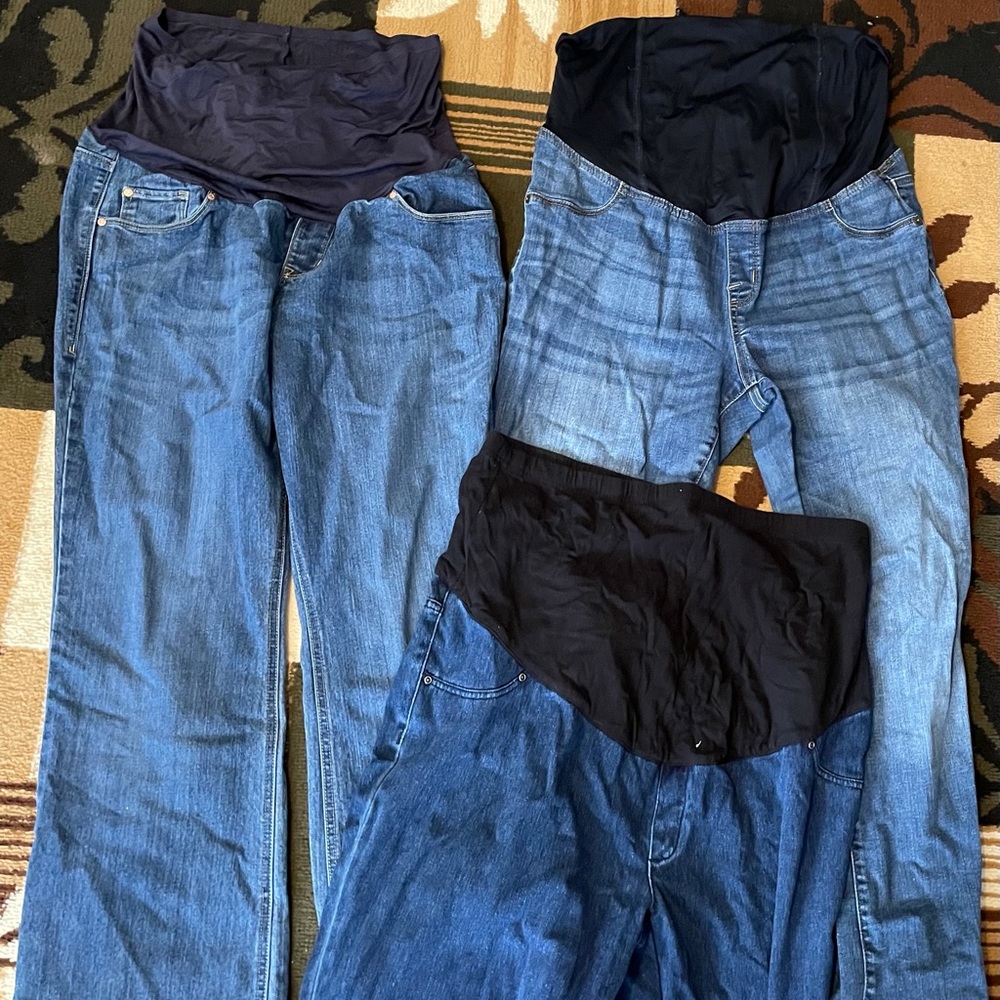 Maternity Jeans size 14. Color-Denim.